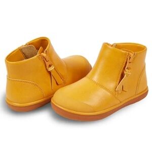 NWOT Livie & Luca-Rook Waterproof Ankle Boot in Butterscotch (Toddler 9) Unisex
